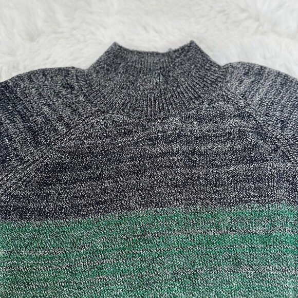 Cozy and stylish American Apparel women’s knit sweater - Picture 2 of 9